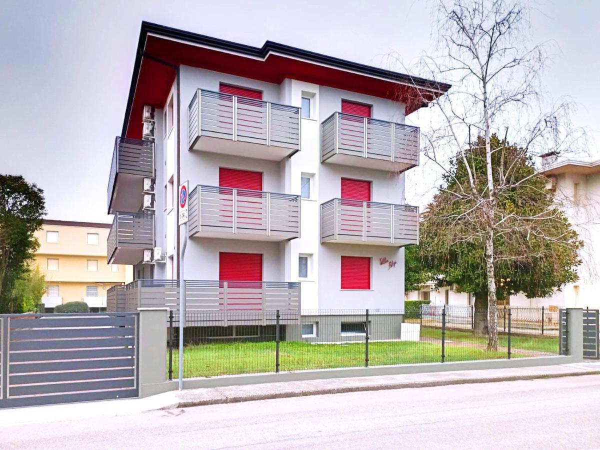 Villa Alpi Lignano Sabbiadoro Exterior foto